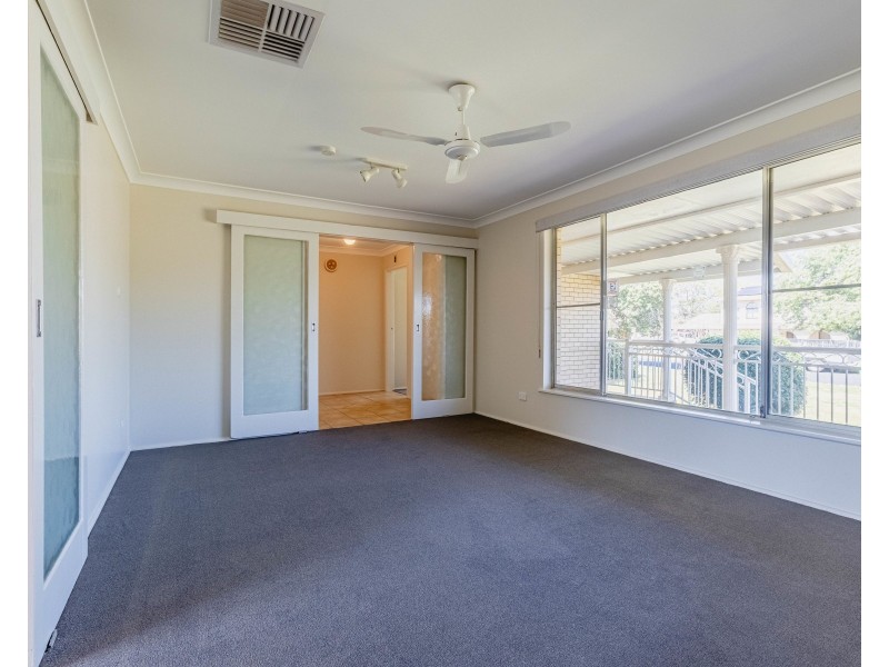 34 Sturt Circle, Dubbo NSW 2830