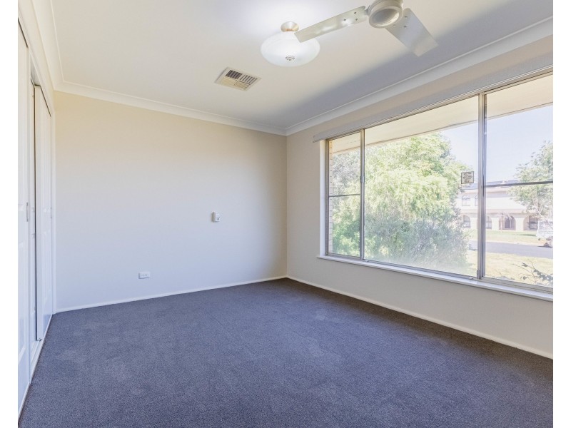 34 Sturt Circle, Dubbo NSW 2830