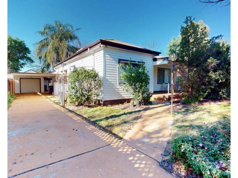 62 Jubilee Street, Dubbo NSW 2830