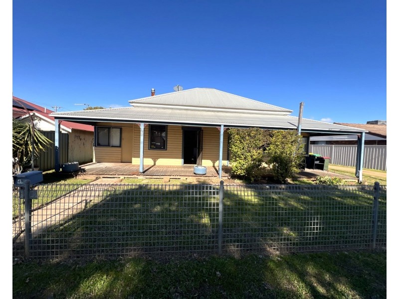 49 Macleay Street, Dubbo NSW 2830