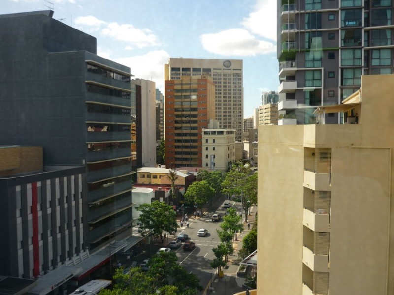 02- 490 Upper Edward Street, Spring Hill QLD 4000