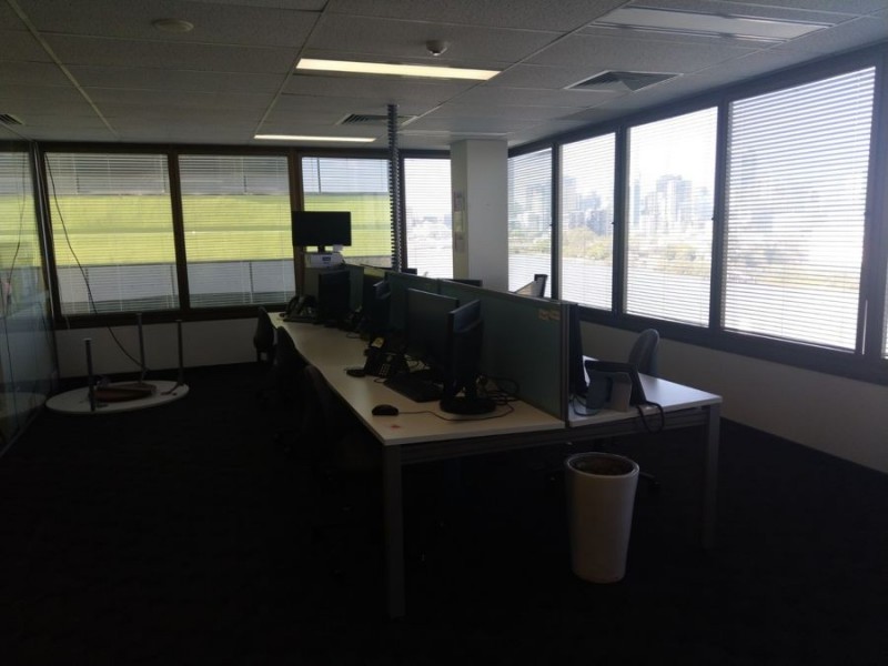 Suite 4 303 Coronation Drive, Milton QLD 4064