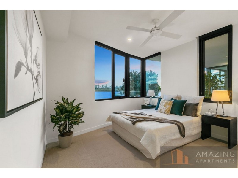 9104/50 Parkside Circuit, Hamilton QLD 4007