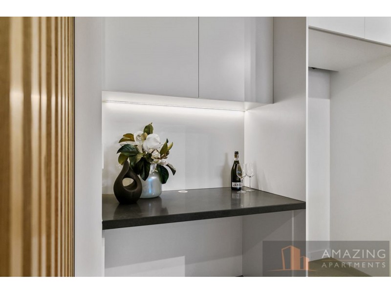 9104/50 Parkside Circuit, Hamilton QLD 4007