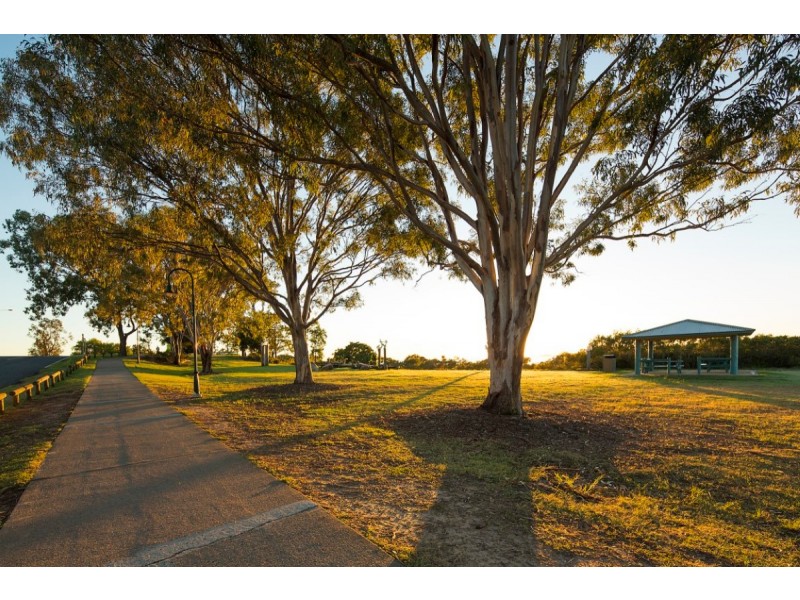 11 Besham Parade, Wynnum QLD 4178