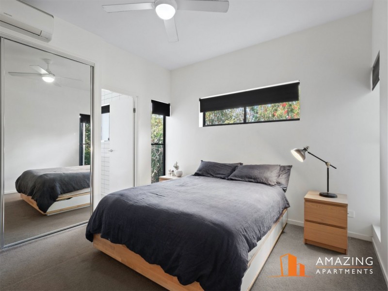 16 Shottery Street, Yeronga QLD 4104