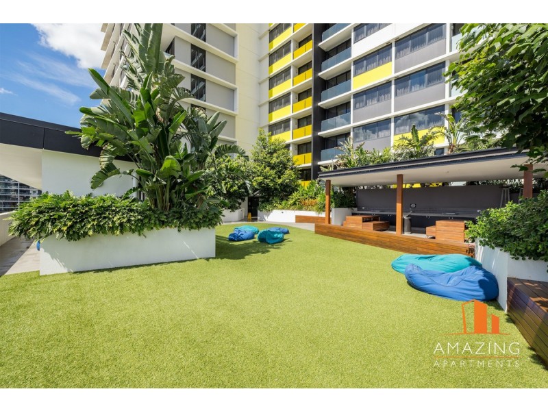 35 Hercules Street, Hamilton QLD 4007