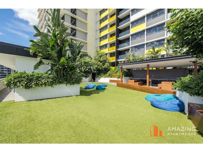 35 Hercules Street, Hamilton QLD 4007