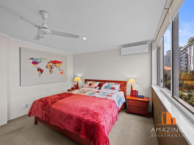 57 Lambert Street, Kangaroo Point QLD 4169