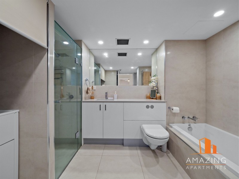 57 Lambert Street, Kangaroo Point QLD 4169