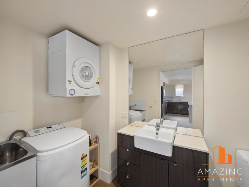 67 Linton Street, Kangaroo Point QLD 4169