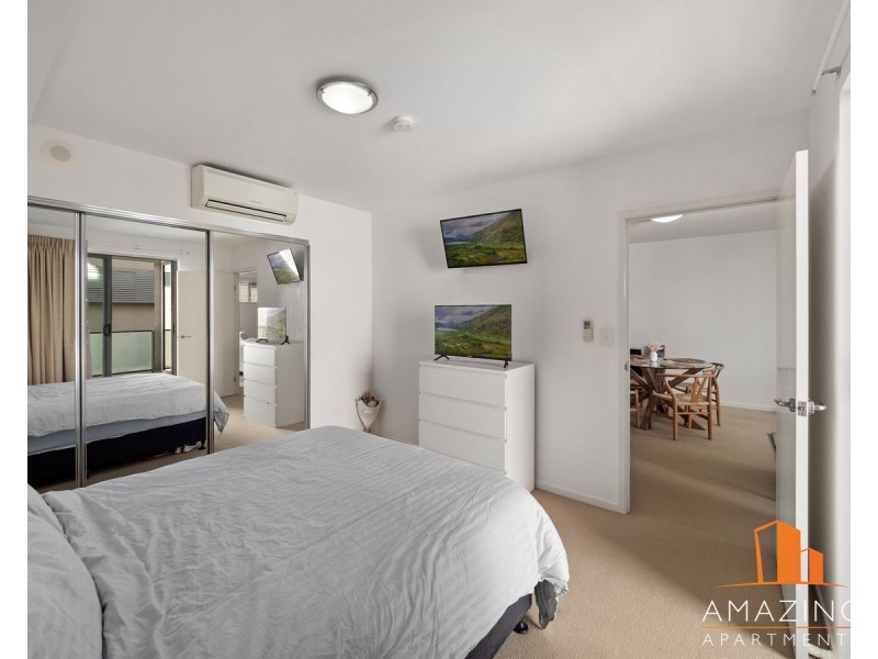 23 Playfield Street, Chermside QLD 4032