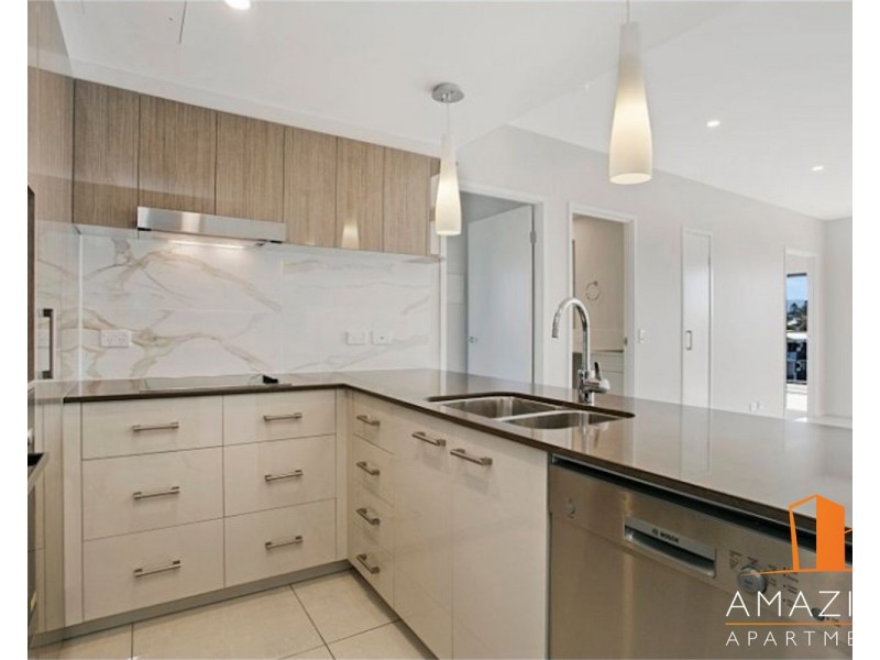 3 Harrys Road, Taringa QLD 4068