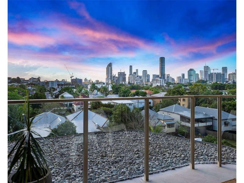 140 Wellington Road, East Brisbane QLD 4169