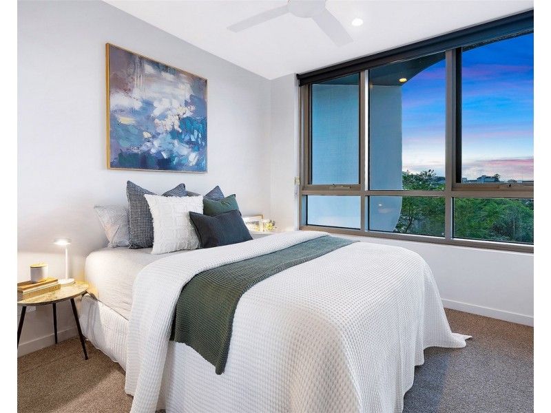 140 Wellington Road, East Brisbane QLD 4169