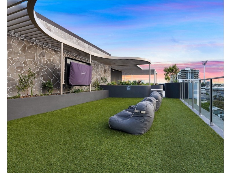 140 Wellington Road, East Brisbane QLD 4169