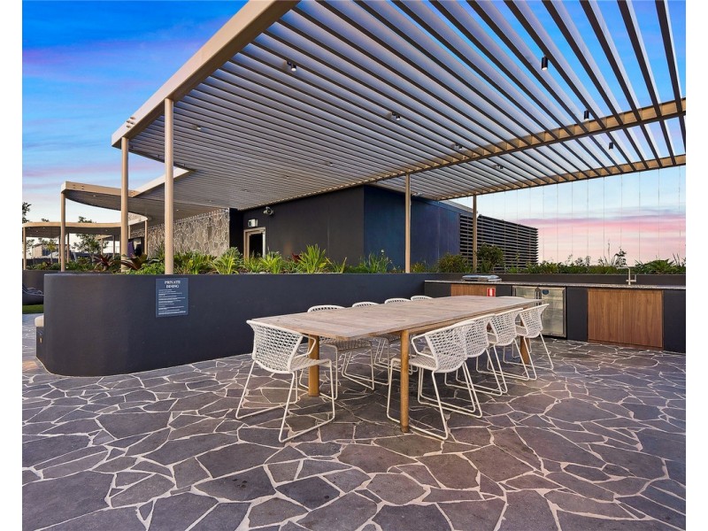 140 Wellington Road, East Brisbane QLD 4169