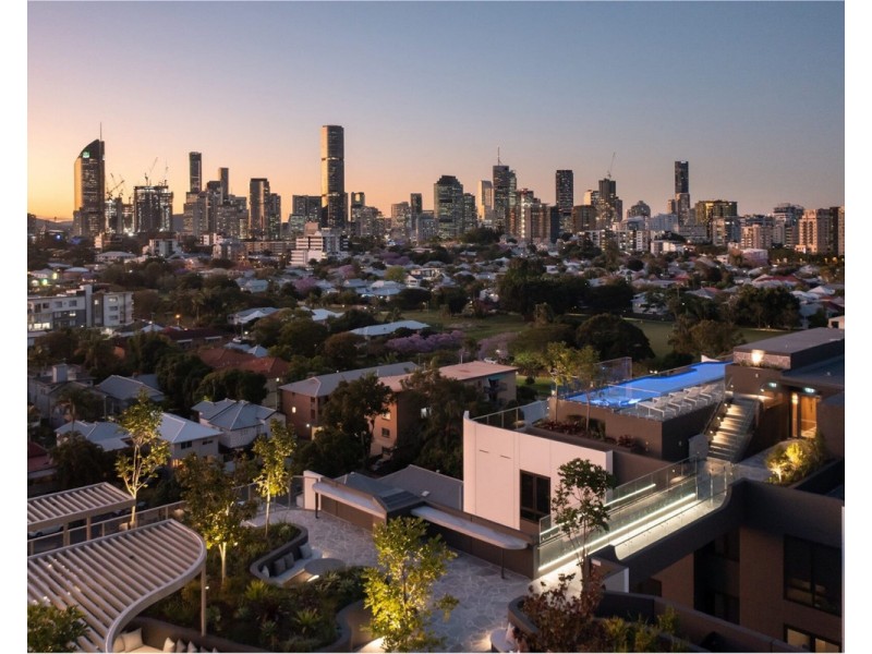 140 Wellington Road, East Brisbane QLD 4169