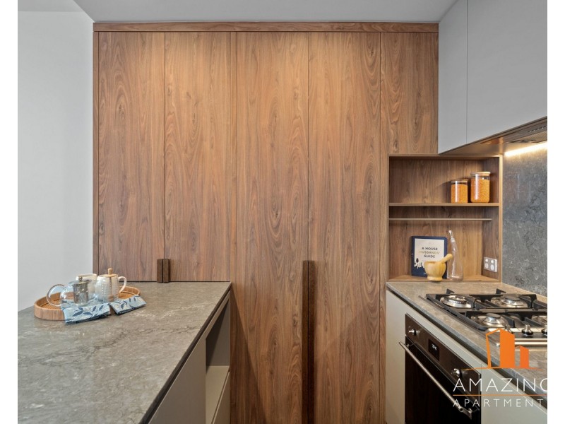 11 Pidgeon Close, West End QLD 4101