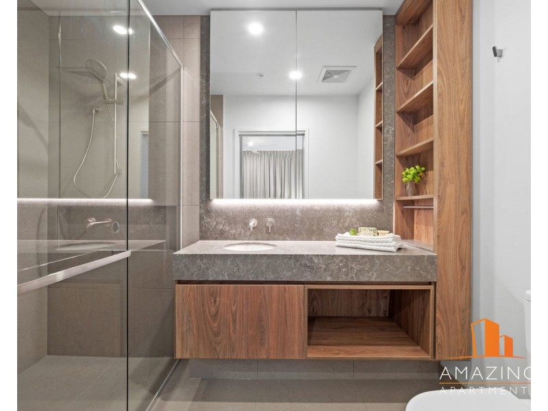 11 Pidgeon Close, West End QLD 4101