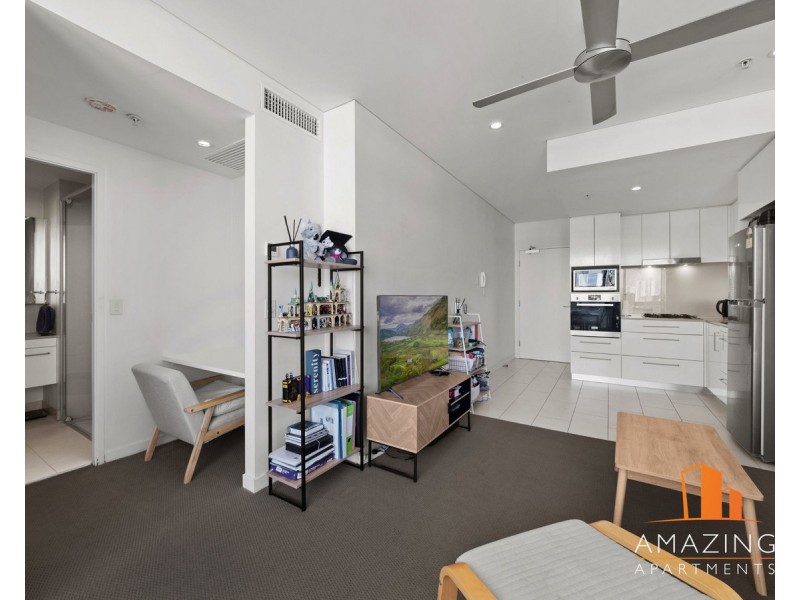 L12/16 Hamilton Place, Bowen Hills QLD 4006