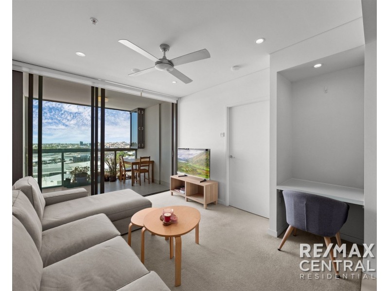 L8/16 Hamilton Place, Bowen Hills QLD 4006