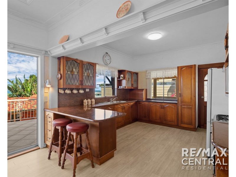 30 Melville Terrace, Wynnum QLD 4178