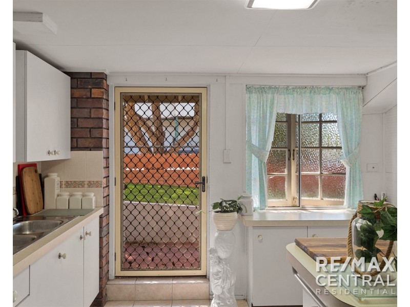 30 Melville Terrace, Wynnum QLD 4178