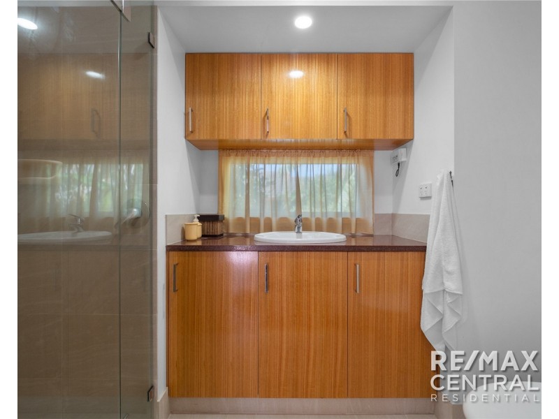 30 Melville Terrace, Wynnum QLD 4178