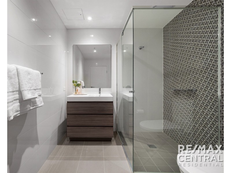 L16/12 Longland Street, Newstead QLD 4006