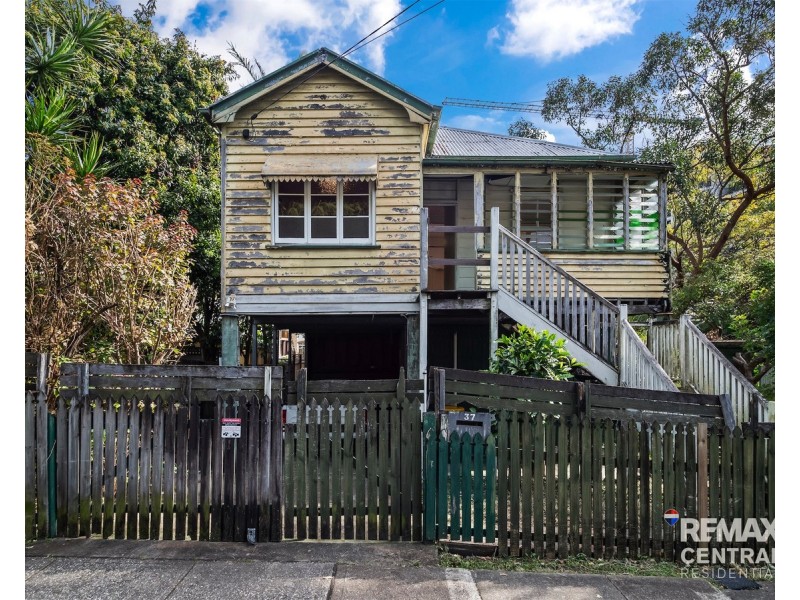 37 Flower Street, Woolloongabba QLD 4102