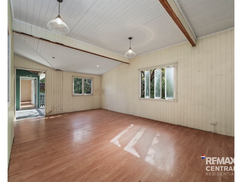 37 Flower Street, Woolloongabba QLD 4102