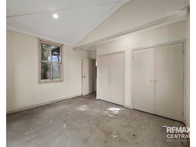 37 Flower Street, Woolloongabba QLD 4102