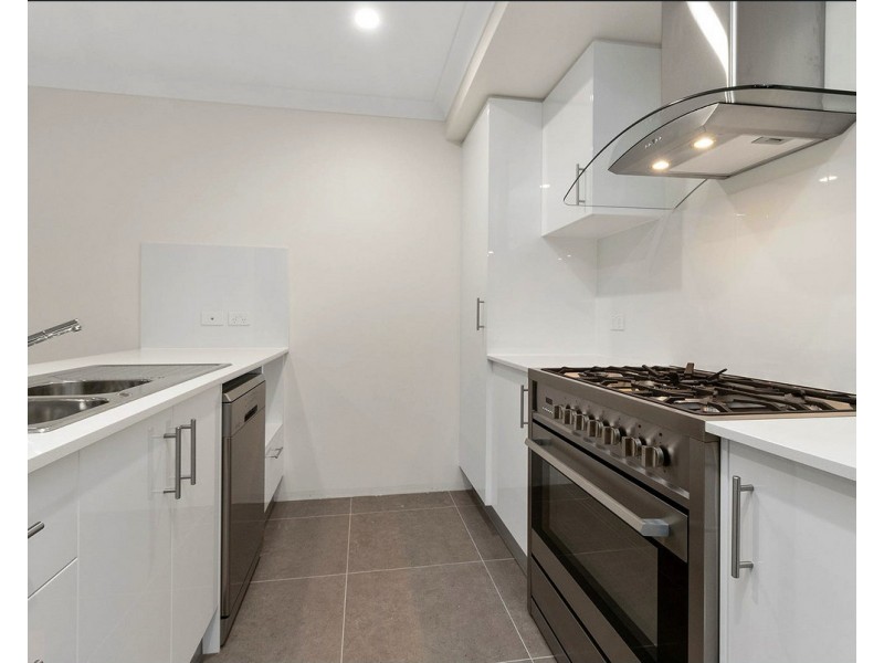 28 Peter Harbeck Street, Spring Mountain QLD 4124