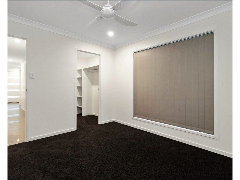 28 Peter Harbeck Street, Spring Mountain QLD 4124