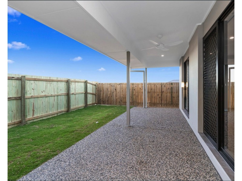 28 Peter Harbeck Street, Spring Mountain QLD 4124