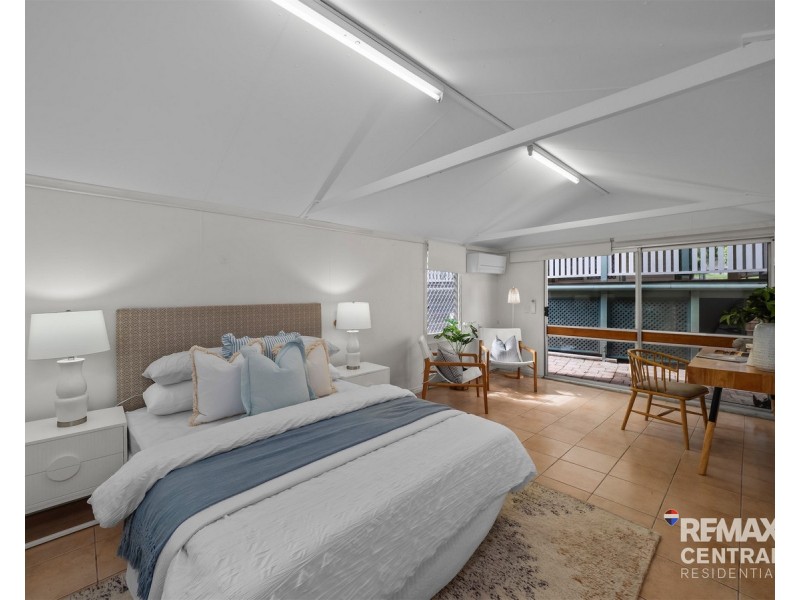 26 Parnoolar Crescent, Ferny Hills QLD 4055