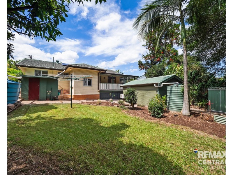 26 Parnoolar Crescent, Ferny Hills QLD 4055