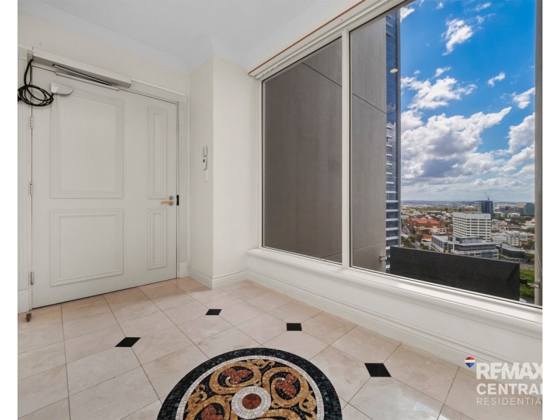 Level 27/32 Macrossan Street, Brisbane City QLD 4000