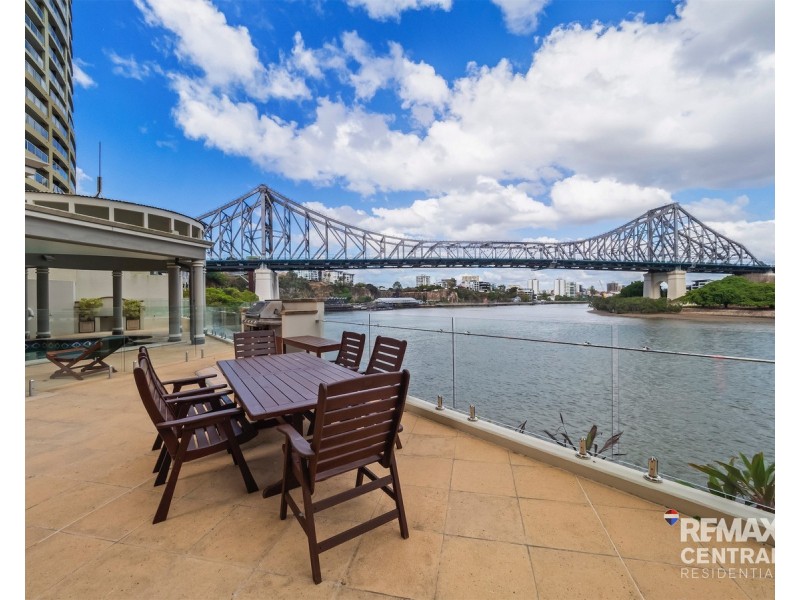 Level 27/32 Macrossan Street, Brisbane City QLD 4000