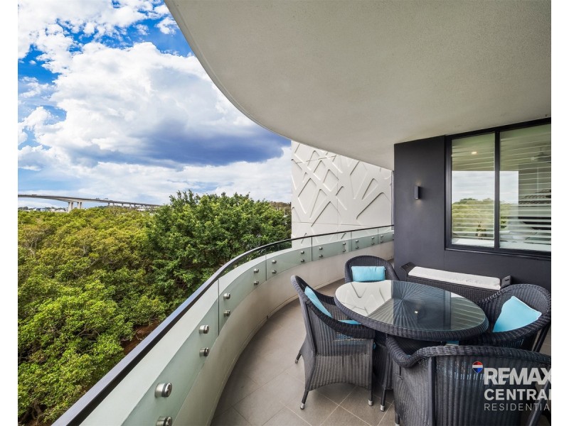 Level 4/50 Parkside Circuit, Hamilton QLD 4007
