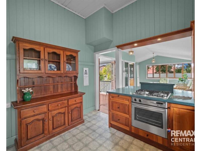 18 Brentwood Street, Clayfield QLD 4011