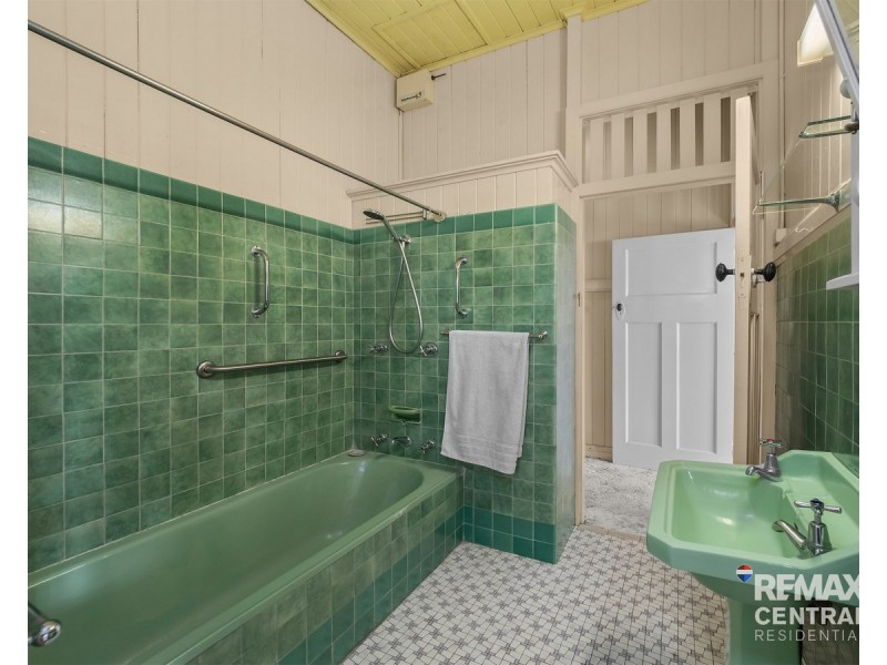 18 Brentwood Street, Clayfield QLD 4011