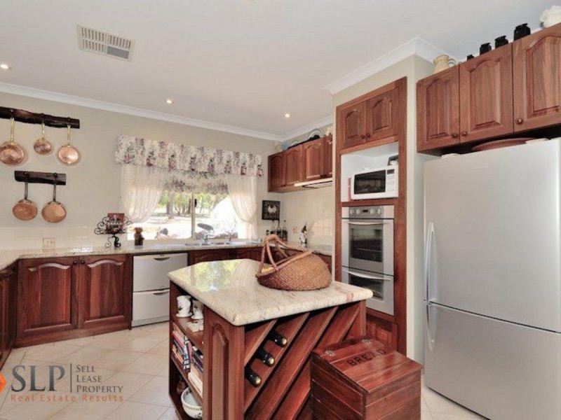 40 Andalusian  Retreat, Brigadoon WA 6069