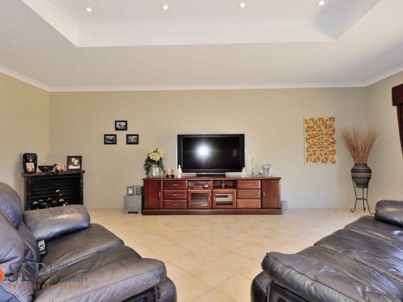 40 Andalusian  Retreat, Brigadoon WA 6069