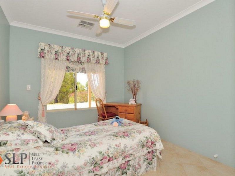 40 Andalusian  Retreat, Brigadoon WA 6069