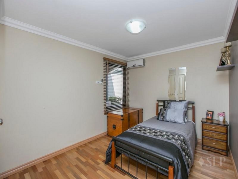 4 Montgomery Drive, Success WA 6164