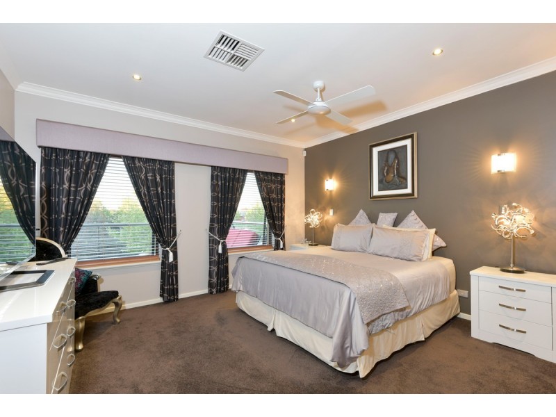 36 Messina Avenue, Stirling WA 6021