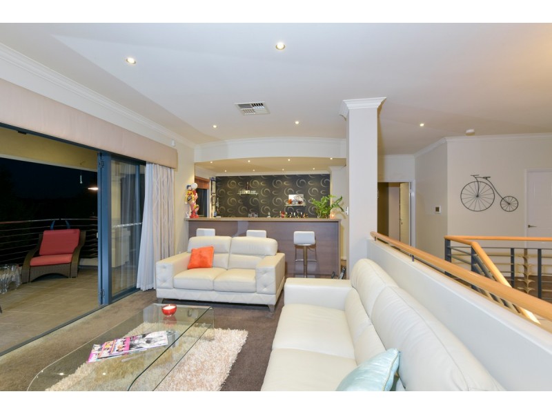 36 Messina Avenue, Stirling WA 6021