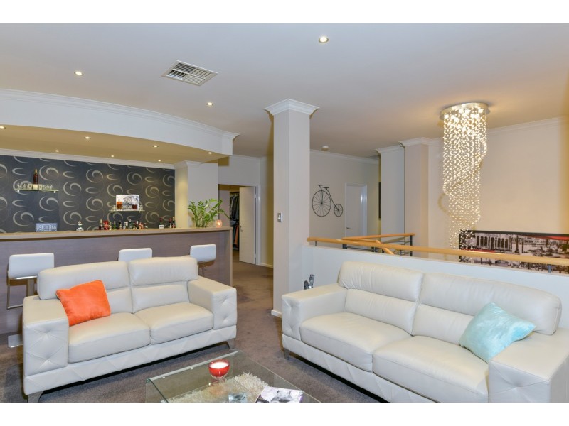 36 Messina Avenue, Stirling WA 6021